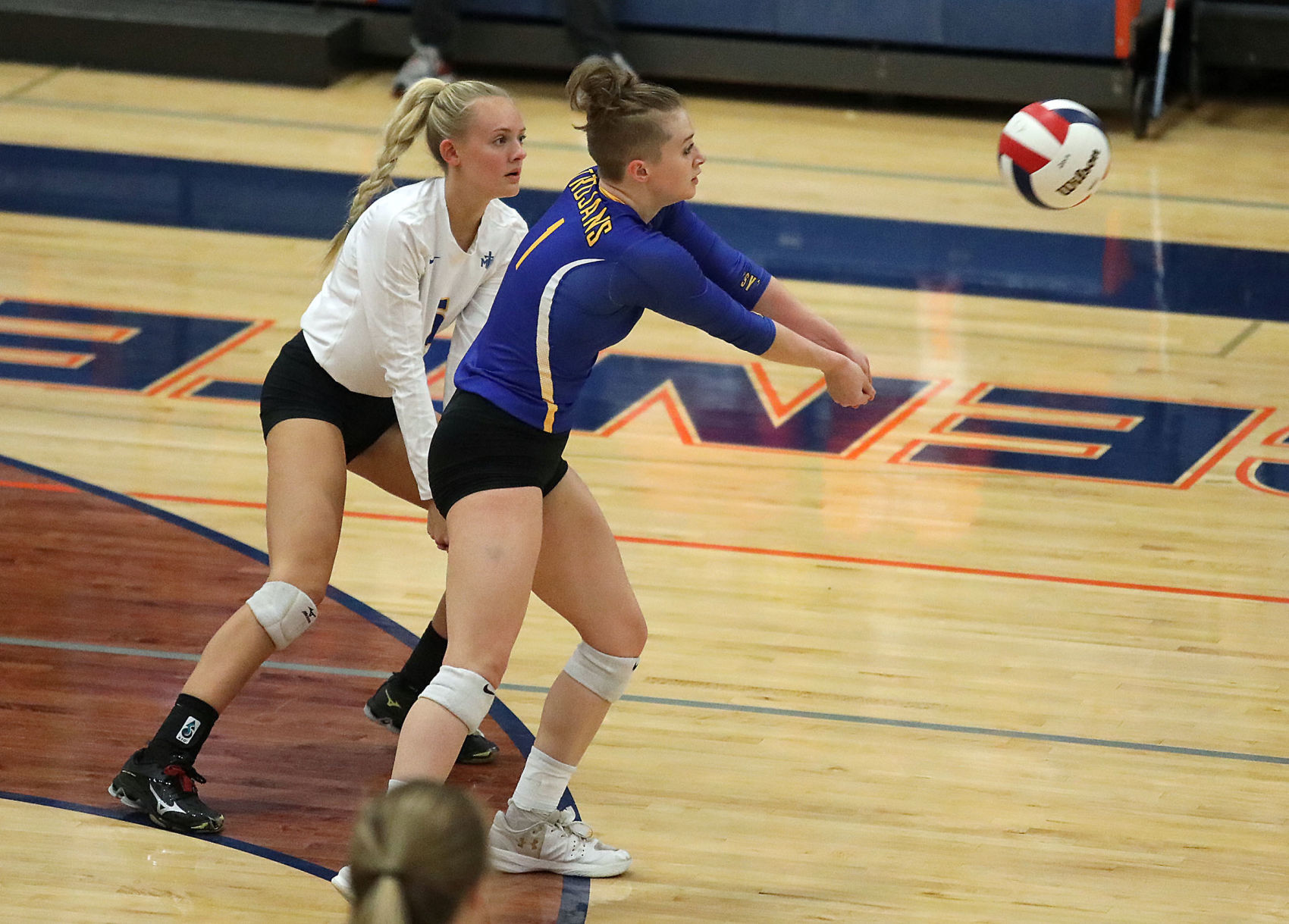 Maroa Forsyth vs New Berlin volleyball 22 10.29.18.jpg